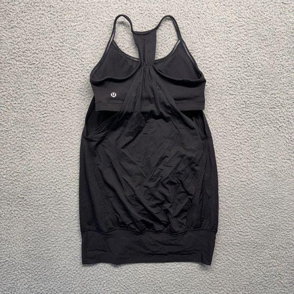 Lululemon Top Womens 4 Black Racerback Tank Built in Bra Yoga Activewear Gymwear - Picture 9 of 12